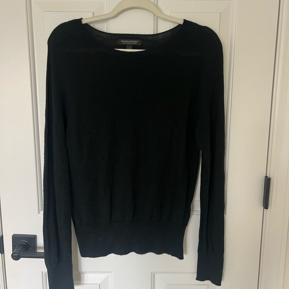 Banana Republic Classic Black Wool Sweater